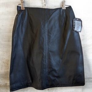 NWT CLIO 100% Genuine Leather Vintage Pencil Skirt Deadstock Black - Size 8